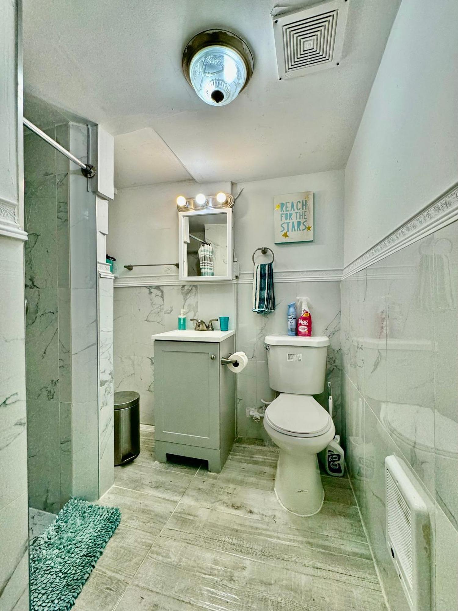 Private Tiny Room On The 1St Floor With Shared Bathroom Near Airport And Downtown Seattte Seattle Exteriér fotografie