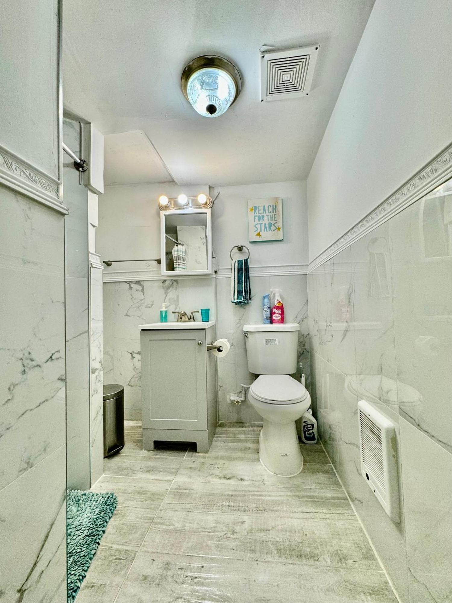 Private Tiny Room On The 1St Floor With Shared Bathroom Near Airport And Downtown Seattte Seattle Exteriér fotografie