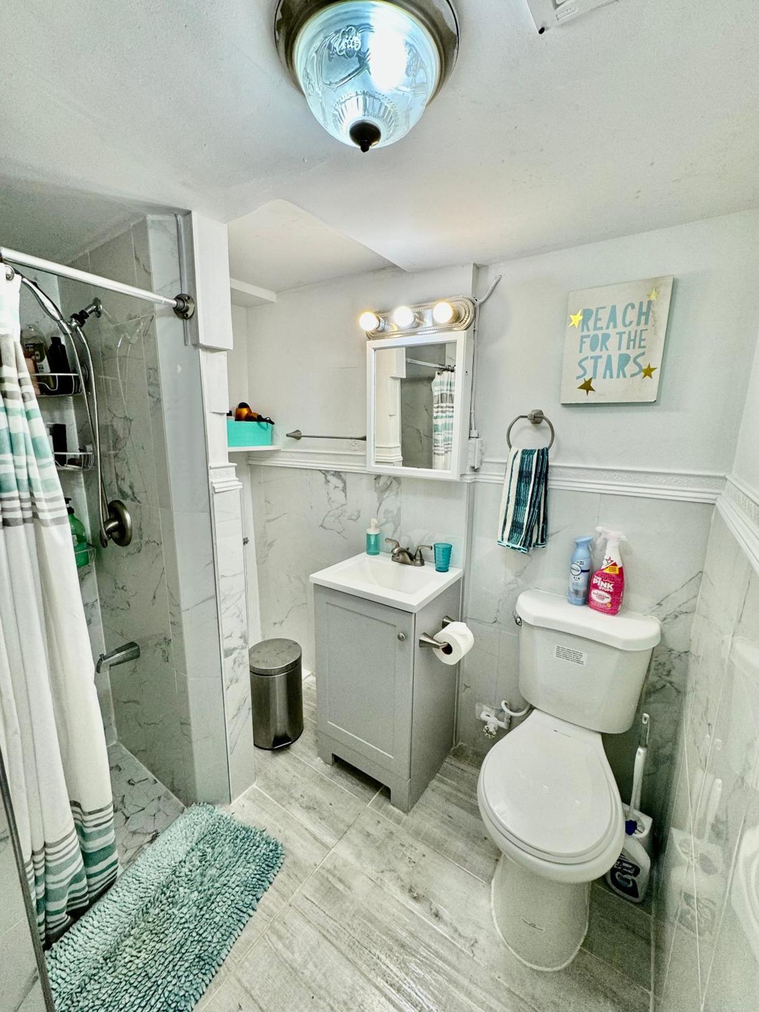 Private Tiny Room On The 1St Floor With Shared Bathroom Near Airport And Downtown Seattte Seattle Exteriér fotografie